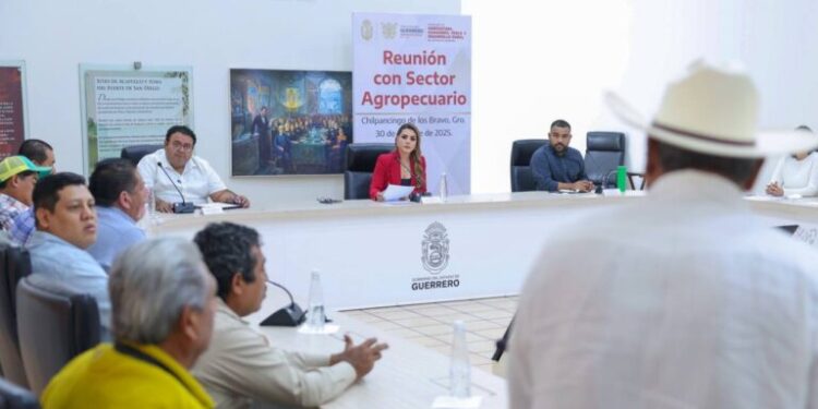 Evelyn Salgado acuerda con sector agropecuario gestionar más apoyos para fortalecer al campo