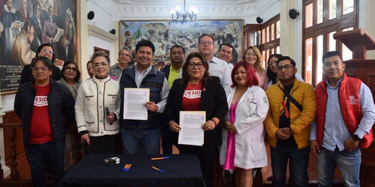 Firman Coesida y Huajuapan de León convenio para la prevención y atención de VIH, sífilis y hepatitis C