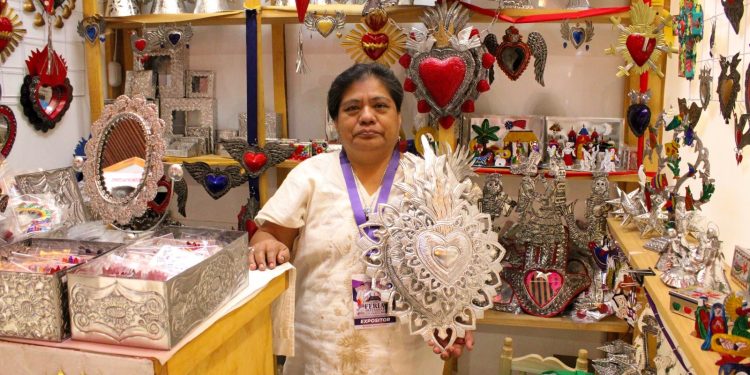 Propicia Sedeco y BBVA México inclusión financiera de personas artesanas de Oaxaca