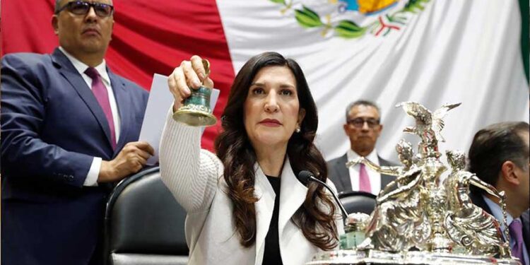 Reformas en materia de amparo lo debilitan por ser regresivas; retroactividad viola la Constitución: Kenia López Rabadán