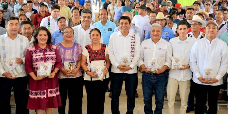 Refuerza Salomón Jara acciones por la sanidad animal y bienestar de las familias productoras de la Cuenca del Papaloapan