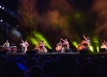 Vibra NL con Festival Internacional Santa Lucía