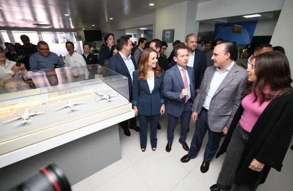 En alianza con la IP van 600 mdp para fortalecer el Aeropuerto de Saltillo: Manolo