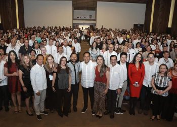 Asiste Eduardo Ramírez a la conmemoración del 24 aniversario de la Auditoría Superior del Estado de Chiapas.