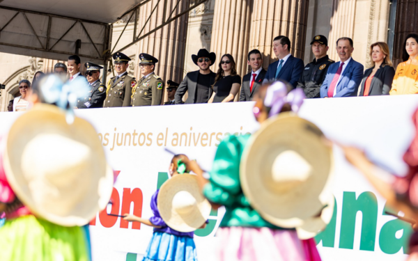 Celebra NL desfile por la Revolución Mexicana; Entregan Premio Estatal del Deporte 2025