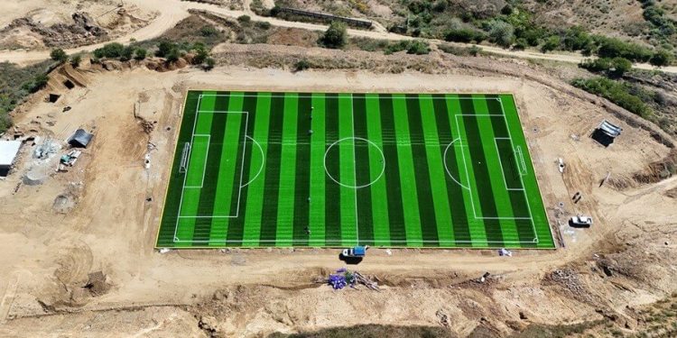 Construye Primavera Oaxaqueña multideportivo en Ayoquezco de Aldama