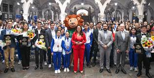 TERE JIMÉNEZ RECONOCE A DEPORTISTAS Y ENTRENADORES QUE HAN HECHO HISTORIA, CON EL PREMIO ESTATAL DEL DEPORTE 2025