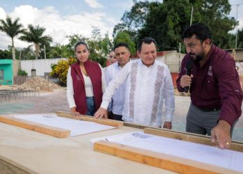 Díaz Mena supervisa obras en Panabá y anuncia nuevas inversiones en infraestructura comunitaria