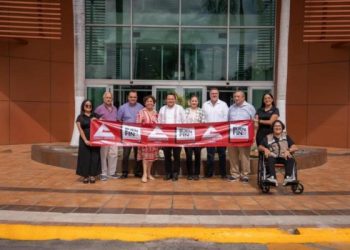 Gobernador Joaquín Díaz Mena da el banderazo al Buen Fin en Yucatán