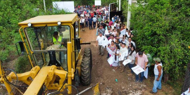 Gobierno del Renacimiento Maya entrega al Congreso del Estado el Presupuesto 2026