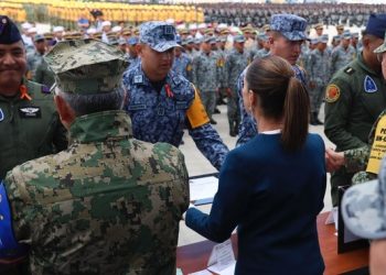 Gracias por sostener a la patria en los momentos más duros: Presidenta reconoce a personal que atendió al pueblo tras las lluvias intensas