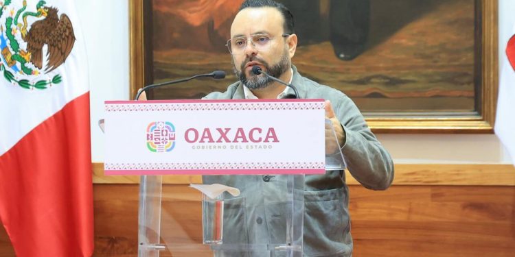 Implementa Gobierno de Oaxaca estrategia Tejiendo Paridad para prevenir la violencia política contra mujeres en renovación de autoridades de SNI