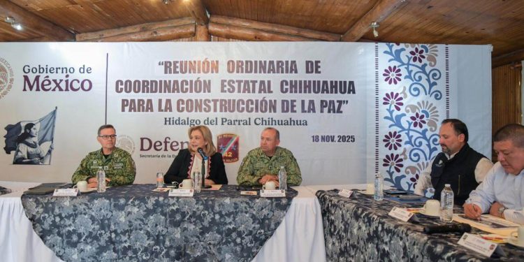 Maru Campos encabeza sesión de la Mesa de Seguridad en Parral