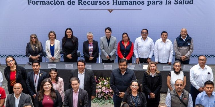 Oaxaca avanza en la formación médica del futuro