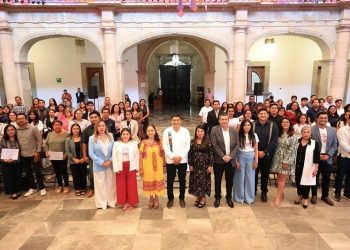 Pone en marcha Salomón Jara programa Puentes de Amor, Familias de Acogida para brindar seguridad a la niñez y adolescencia