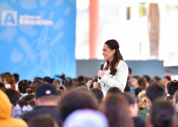 TERE JIMÉNEZ CONCLUYE ENTREGA DE MÁS DE 11 MIL BECAS EN TODO EL ESTADO