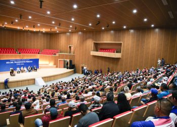 TERE JIMÉNEZ ENCABEZA CELEBRACIÓN DEL DÍA DEL TRANSPORTE PÚBLICO Y RECONOCE TRAYECTORIA DE CONDUCTORES DEL ESTADO