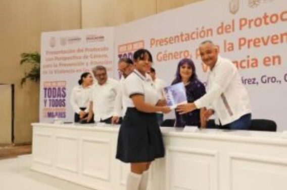 La SEG entregó protocolo con perspectiva de género para prevenir la violencia en el nivel Medio Superior