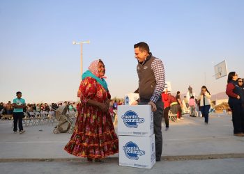 Entrega SPyCI paquetes alimenticios a familias indígenas de Ladrilleras Norte