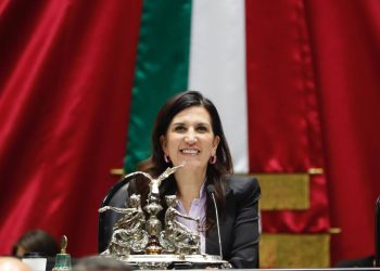 Necesario, escuchar con honorabilidad todas las diferentes voces; México requiere leyes responsables, no decisiones apresuradas: Kenia López Rabadán