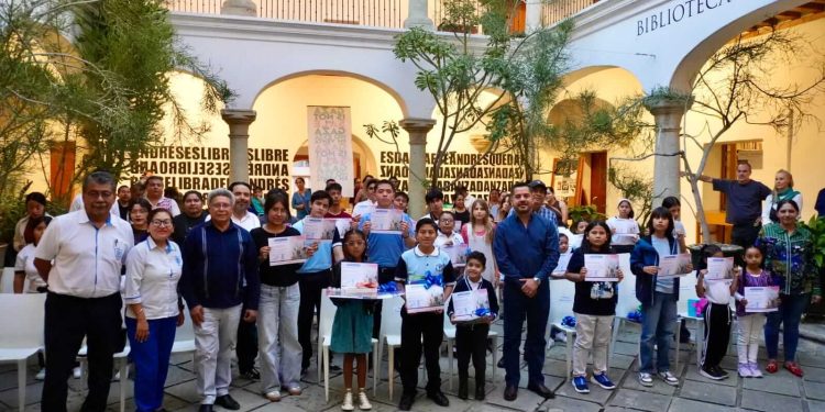 Premia Gobierno de Oaxaca a ganadores del Concurso Nacional de Dibujo y Pintura Infantil y Juvenil 2025