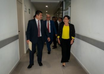 Recibe SESA donación de equipo para fortalecer la realización del Tamiz Cardiológico Neonatal