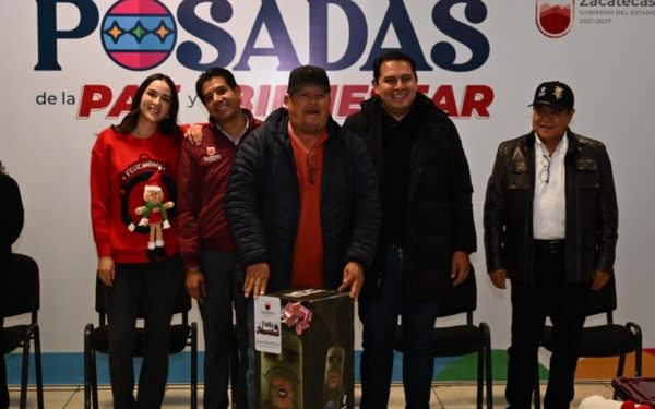En Posada de la Paz y el Bienestar, impulsada por Gobernador David Monreal, reciben paquetes alimentarios 200 familias de Guadalupe